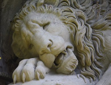 Lion of Lucerne, carved sandstone, 1821.